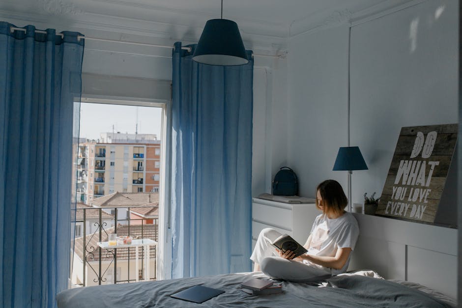 What Makes a Blackout Curtain Fabric Effective?