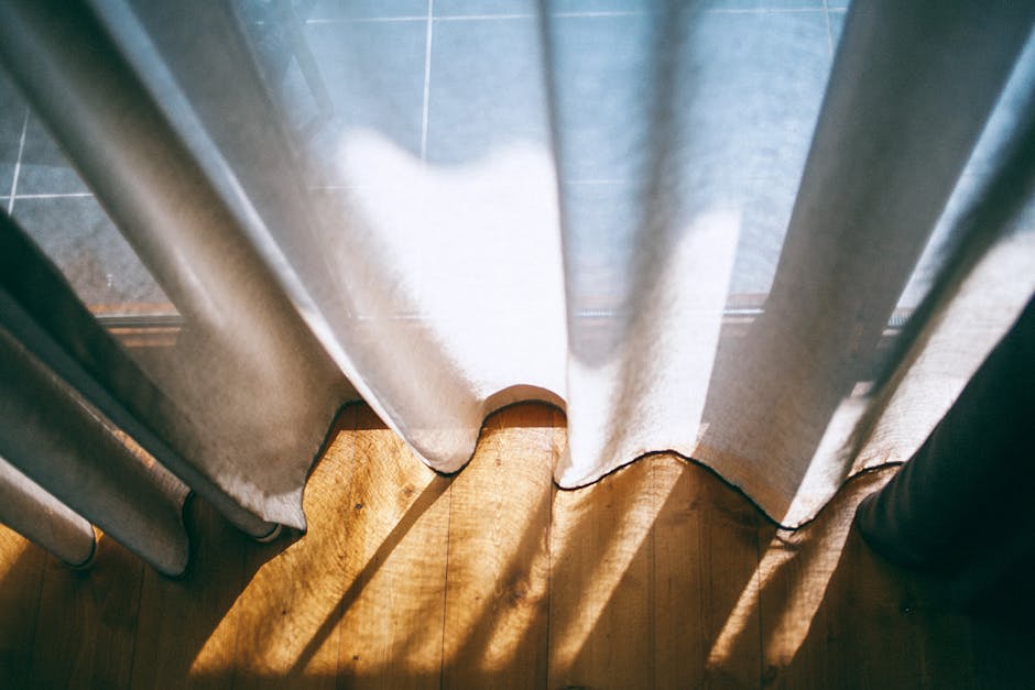 What Are Sheer Curtains?