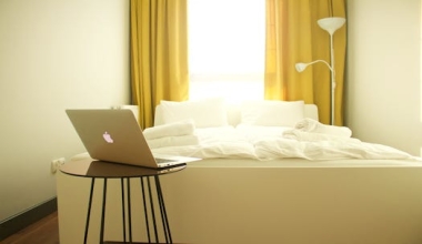 How to Remove Yellow Stains from White Curtains