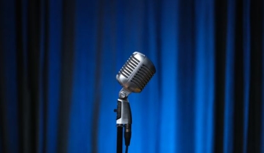 Acoustic Curtains vs Regular: Which Is Better?