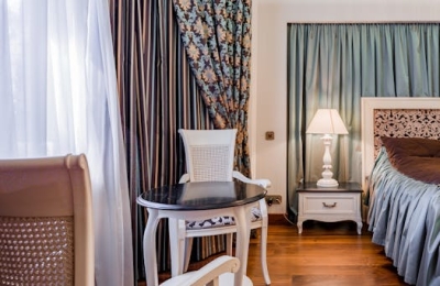 Top 5 Noise-Reducing Curtains for Bedrooms